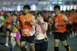 BIB: 25447, 22564
                            <button type="button" onclick="openModal(14643100)" class="btn btn-primary btn-sm float-right btn-popup" data-toggle="modal" data-target=".modal-high-quality">
                        <i class="fas fa-shopping-cart"></i> Add to Cart
                    </button>
                                            <button type="button" onclick="isThisMe(14643100, true)" class="btn btn-success btn-sm float-right btn-popup btn-isme hidden" data-toggle="tooltip" data-placement="bottom" title="นี่คือรูปของคุณใช่ไหม คลิกที่นี่เพื่อเอาเข้าอัลบั้ม">
                        <i class="fas fa-plus"></i> Add to album
                    </button>
                    <button type="button" onclick="isThisMe(14643100, false)" class="btn btn-warning btn-sm float-right btn-popup btn-isnotme hidden">
                        <i class="fas fa-ban"></i> Remove from album
                    </button>