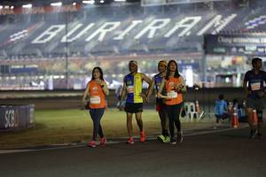 BIB: 91239, 1201
                            <button type="button" onclick="openModal(14563922)" class="btn btn-primary btn-sm float-right btn-popup" data-toggle="modal" data-target=".modal-high-quality">
                        <i class="fas fa-shopping-cart"></i> Add to Cart
                    </button>
                                            <button type="button" onclick="isThisMe(14563922, true)" class="btn btn-success btn-sm float-right btn-popup btn-isme hidden" data-toggle="tooltip" data-placement="bottom" title="นี่คือรูปของคุณใช่ไหม คลิกที่นี่เพื่อเอาเข้าอัลบั้ม">
                        <i class="fas fa-plus"></i> Add to album
                    </button>
                    <button type="button" onclick="isThisMe(14563922, false)" class="btn btn-warning btn-sm float-right btn-popup btn-isnotme hidden">
                        <i class="fas fa-ban"></i> Remove from album
                    </button>