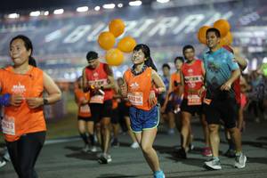 BIB: 88216, 9629
                            <button type="button" onclick="openModal(14504861)" class="btn btn-primary btn-sm float-right btn-popup" data-toggle="modal" data-target=".modal-high-quality">
                        <i class="fas fa-shopping-cart"></i> Add to Cart
                    </button>
                                            <button type="button" onclick="isThisMe(14504861, true)" class="btn btn-success btn-sm float-right btn-popup btn-isme hidden" data-toggle="tooltip" data-placement="bottom" title="นี่คือรูปของคุณใช่ไหม คลิกที่นี่เพื่อเอาเข้าอัลบั้ม">
                        <i class="fas fa-plus"></i> Add to album
                    </button>
                    <button type="button" onclick="isThisMe(14504861, false)" class="btn btn-warning btn-sm float-right btn-popup btn-isnotme hidden">
                        <i class="fas fa-ban"></i> Remove from album
                    </button>