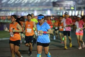 BIB: 682, 096
                            <button type="button" onclick="openModal(14618595)" class="btn btn-primary btn-sm float-right btn-popup" data-toggle="modal" data-target=".modal-high-quality">
                        <i class="fas fa-shopping-cart"></i> Add to Cart
                    </button>
                                            <button type="button" onclick="isThisMe(14618595, true)" class="btn btn-success btn-sm float-right btn-popup btn-isme hidden" data-toggle="tooltip" data-placement="bottom" title="นี่คือรูปของคุณใช่ไหม คลิกที่นี่เพื่อเอาเข้าอัลบั้ม">
                        <i class="fas fa-plus"></i> Add to album
                    </button>
                    <button type="button" onclick="isThisMe(14618595, false)" class="btn btn-warning btn-sm float-right btn-popup btn-isnotme hidden">
                        <i class="fas fa-ban"></i> Remove from album
                    </button>