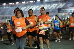 BIB: 24194, 21766
                            <button type="button" onclick="openModal(14502694)" class="btn btn-primary btn-sm float-right btn-popup" data-toggle="modal" data-target=".modal-high-quality">
                        <i class="fas fa-shopping-cart"></i> Add to Cart
                    </button>
                                            <button type="button" onclick="isThisMe(14502694, true)" class="btn btn-success btn-sm float-right btn-popup btn-isme hidden" data-toggle="tooltip" data-placement="bottom" title="นี่คือรูปของคุณใช่ไหม คลิกที่นี่เพื่อเอาเข้าอัลบั้ม">
                        <i class="fas fa-plus"></i> Add to album
                    </button>
                    <button type="button" onclick="isThisMe(14502694, false)" class="btn btn-warning btn-sm float-right btn-popup btn-isnotme hidden">
                        <i class="fas fa-ban"></i> Remove from album
                    </button>