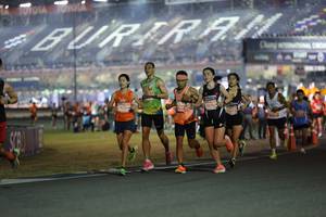 BIB: 7622, 21273
                            <button type="button" onclick="openModal(14517362)" class="btn btn-primary btn-sm float-right btn-popup" data-toggle="modal" data-target=".modal-high-quality">
                        <i class="fas fa-shopping-cart"></i> Add to Cart
                    </button>
                                            <button type="button" onclick="isThisMe(14517362, true)" class="btn btn-success btn-sm float-right btn-popup btn-isme hidden" data-toggle="tooltip" data-placement="bottom" title="นี่คือรูปของคุณใช่ไหม คลิกที่นี่เพื่อเอาเข้าอัลบั้ม">
                        <i class="fas fa-plus"></i> Add to album
                    </button>
                    <button type="button" onclick="isThisMe(14517362, false)" class="btn btn-warning btn-sm float-right btn-popup btn-isnotme hidden">
                        <i class="fas fa-ban"></i> Remove from album
                    </button>