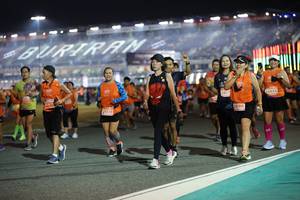 BIB: 2827, 0634, 20671, 29186
                            <button type="button" onclick="openModal(14519255)" class="btn btn-primary btn-sm float-right btn-popup" data-toggle="modal" data-target=".modal-high-quality">
                        <i class="fas fa-shopping-cart"></i> Add to Cart
                    </button>
                                            <button type="button" onclick="isThisMe(14519255, true)" class="btn btn-success btn-sm float-right btn-popup btn-isme hidden" data-toggle="tooltip" data-placement="bottom" title="นี่คือรูปของคุณใช่ไหม คลิกที่นี่เพื่อเอาเข้าอัลบั้ม">
                        <i class="fas fa-plus"></i> Add to album
                    </button>
                    <button type="button" onclick="isThisMe(14519255, false)" class="btn btn-warning btn-sm float-right btn-popup btn-isnotme hidden">
                        <i class="fas fa-ban"></i> Remove from album
                    </button>