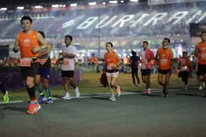 BIB: 27275
                            <button type="button" onclick="openModal(14567377)" class="btn btn-primary btn-sm float-right btn-popup" data-toggle="modal" data-target=".modal-high-quality">
                        <i class="fas fa-shopping-cart"></i> Add to Cart
                    </button>
                                            <button type="button" onclick="isThisMe(14567377, true)" class="btn btn-success btn-sm float-right btn-popup btn-isme hidden" data-toggle="tooltip" data-placement="bottom" title="นี่คือรูปของคุณใช่ไหม คลิกที่นี่เพื่อเอาเข้าอัลบั้ม">
                        <i class="fas fa-plus"></i> Add to album
                    </button>
                    <button type="button" onclick="isThisMe(14567377, false)" class="btn btn-warning btn-sm float-right btn-popup btn-isnotme hidden">
                        <i class="fas fa-ban"></i> Remove from album
                    </button>