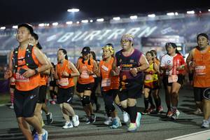 BIB: 2745, 21217, 12710, 22804
                            <button type="button" onclick="openModal(14492942)" class="btn btn-primary btn-sm float-right btn-popup" data-toggle="modal" data-target=".modal-high-quality">
                        <i class="fas fa-shopping-cart"></i> Add to Cart
                    </button>
                                            <button type="button" onclick="isThisMe(14492942, true)" class="btn btn-success btn-sm float-right btn-popup btn-isme hidden" data-toggle="tooltip" data-placement="bottom" title="นี่คือรูปของคุณใช่ไหม คลิกที่นี่เพื่อเอาเข้าอัลบั้ม">
                        <i class="fas fa-plus"></i> Add to album
                    </button>
                    <button type="button" onclick="isThisMe(14492942, false)" class="btn btn-warning btn-sm float-right btn-popup btn-isnotme hidden">
                        <i class="fas fa-ban"></i> Remove from album
                    </button>