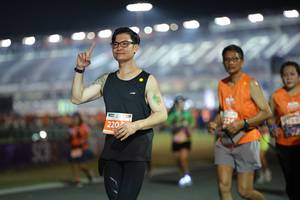 BIB: 220
                            <button type="button" onclick="openModal(14500239)" class="btn btn-primary btn-sm float-right btn-popup" data-toggle="modal" data-target=".modal-high-quality">
                        <i class="fas fa-shopping-cart"></i> Add to Cart
                    </button>
                                            <button type="button" onclick="isThisMe(14500239, true)" class="btn btn-success btn-sm float-right btn-popup btn-isme hidden" data-toggle="tooltip" data-placement="bottom" title="นี่คือรูปของคุณใช่ไหม คลิกที่นี่เพื่อเอาเข้าอัลบั้ม">
                        <i class="fas fa-plus"></i> Add to album
                    </button>
                    <button type="button" onclick="isThisMe(14500239, false)" class="btn btn-warning btn-sm float-right btn-popup btn-isnotme hidden">
                        <i class="fas fa-ban"></i> Remove from album
                    </button>