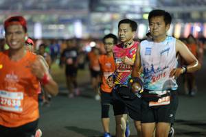 BIB: 77213, 27638, 956
                            <button type="button" onclick="openModal(14630392)" class="btn btn-primary btn-sm float-right btn-popup" data-toggle="modal" data-target=".modal-high-quality">
                        <i class="fas fa-shopping-cart"></i> Add to Cart
                    </button>
                                            <button type="button" onclick="isThisMe(14630392, true)" class="btn btn-success btn-sm float-right btn-popup btn-isme hidden" data-toggle="tooltip" data-placement="bottom" title="นี่คือรูปของคุณใช่ไหม คลิกที่นี่เพื่อเอาเข้าอัลบั้ม">
                        <i class="fas fa-plus"></i> Add to album
                    </button>
                    <button type="button" onclick="isThisMe(14630392, false)" class="btn btn-warning btn-sm float-right btn-popup btn-isnotme hidden">
                        <i class="fas fa-ban"></i> Remove from album
                    </button>