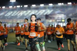 BIB: 28445
                            <button type="button" onclick="openModal(14459902)" class="btn btn-primary btn-sm float-right btn-popup" data-toggle="modal" data-target=".modal-high-quality">
                        <i class="fas fa-shopping-cart"></i> Add to Cart
                    </button>
                                            <button type="button" onclick="isThisMe(14459902, true)" class="btn btn-success btn-sm float-right btn-popup btn-isme hidden" data-toggle="tooltip" data-placement="bottom" title="นี่คือรูปของคุณใช่ไหม คลิกที่นี่เพื่อเอาเข้าอัลบั้ม">
                        <i class="fas fa-plus"></i> Add to album
                    </button>
                    <button type="button" onclick="isThisMe(14459902, false)" class="btn btn-warning btn-sm float-right btn-popup btn-isnotme hidden">
                        <i class="fas fa-ban"></i> Remove from album
                    </button>