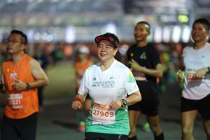 BIB: 521, 27909
                            <button type="button" onclick="openModal(14640045)" class="btn btn-primary btn-sm float-right btn-popup" data-toggle="modal" data-target=".modal-high-quality">
                        <i class="fas fa-shopping-cart"></i> Add to Cart
                    </button>
                                            <button type="button" onclick="isThisMe(14640045, true)" class="btn btn-success btn-sm float-right btn-popup btn-isme hidden" data-toggle="tooltip" data-placement="bottom" title="นี่คือรูปของคุณใช่ไหม คลิกที่นี่เพื่อเอาเข้าอัลบั้ม">
                        <i class="fas fa-plus"></i> Add to album
                    </button>
                    <button type="button" onclick="isThisMe(14640045, false)" class="btn btn-warning btn-sm float-right btn-popup btn-isnotme hidden">
                        <i class="fas fa-ban"></i> Remove from album
                    </button>