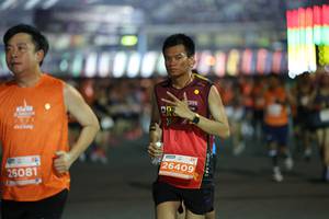 BIB: 26409, 26081
                            <button type="button" onclick="openModal(14631513)" class="btn btn-primary btn-sm float-right btn-popup" data-toggle="modal" data-target=".modal-high-quality">
                        <i class="fas fa-shopping-cart"></i> Add to Cart
                    </button>
                                            <button type="button" onclick="isThisMe(14631513, true)" class="btn btn-success btn-sm float-right btn-popup btn-isme hidden" data-toggle="tooltip" data-placement="bottom" title="นี่คือรูปของคุณใช่ไหม คลิกที่นี่เพื่อเอาเข้าอัลบั้ม">
                        <i class="fas fa-plus"></i> Add to album
                    </button>
                    <button type="button" onclick="isThisMe(14631513, false)" class="btn btn-warning btn-sm float-right btn-popup btn-isnotme hidden">
                        <i class="fas fa-ban"></i> Remove from album
                    </button>