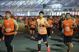 BIB: 26299, 20209, 25986
                            <button type="button" onclick="openModal(14397082)" class="btn btn-primary btn-sm float-right btn-popup" data-toggle="modal" data-target=".modal-high-quality">
                        <i class="fas fa-shopping-cart"></i> Add to Cart
                    </button>
                                            <button type="button" onclick="isThisMe(14397082, true)" class="btn btn-success btn-sm float-right btn-popup btn-isme hidden" data-toggle="tooltip" data-placement="bottom" title="นี่คือรูปของคุณใช่ไหม คลิกที่นี่เพื่อเอาเข้าอัลบั้ม">
                        <i class="fas fa-plus"></i> Add to album
                    </button>
                    <button type="button" onclick="isThisMe(14397082, false)" class="btn btn-warning btn-sm float-right btn-popup btn-isnotme hidden">
                        <i class="fas fa-ban"></i> Remove from album
                    </button>