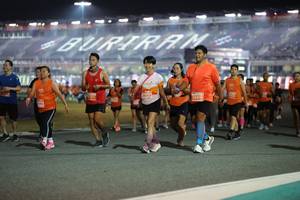 BIB: 28069, 2001
                            <button type="button" onclick="openModal(14537710)" class="btn btn-primary btn-sm float-right btn-popup" data-toggle="modal" data-target=".modal-high-quality">
                        <i class="fas fa-shopping-cart"></i> Add to Cart
                    </button>
                                            <button type="button" onclick="isThisMe(14537710, true)" class="btn btn-success btn-sm float-right btn-popup btn-isme hidden" data-toggle="tooltip" data-placement="bottom" title="นี่คือรูปของคุณใช่ไหม คลิกที่นี่เพื่อเอาเข้าอัลบั้ม">
                        <i class="fas fa-plus"></i> Add to album
                    </button>
                    <button type="button" onclick="isThisMe(14537710, false)" class="btn btn-warning btn-sm float-right btn-popup btn-isnotme hidden">
                        <i class="fas fa-ban"></i> Remove from album
                    </button>