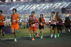 BIB: 71202, 21666
                            <button type="button" onclick="openModal(14524420)" class="btn btn-primary btn-sm float-right btn-popup" data-toggle="modal" data-target=".modal-high-quality">
                        <i class="fas fa-shopping-cart"></i> Add to Cart
                    </button>
                                            <button type="button" onclick="isThisMe(14524420, true)" class="btn btn-success btn-sm float-right btn-popup btn-isme hidden" data-toggle="tooltip" data-placement="bottom" title="นี่คือรูปของคุณใช่ไหม คลิกที่นี่เพื่อเอาเข้าอัลบั้ม">
                        <i class="fas fa-plus"></i> Add to album
                    </button>
                    <button type="button" onclick="isThisMe(14524420, false)" class="btn btn-warning btn-sm float-right btn-popup btn-isnotme hidden">
                        <i class="fas fa-ban"></i> Remove from album
                    </button>