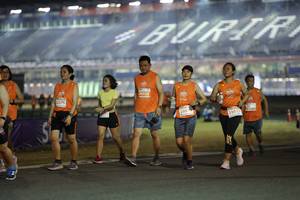 BIB: 26526, 2875, 2967, 296
                            <button type="button" onclick="openModal(14543737)" class="btn btn-primary btn-sm float-right btn-popup" data-toggle="modal" data-target=".modal-high-quality">
                        <i class="fas fa-shopping-cart"></i> Add to Cart
                    </button>
                                            <button type="button" onclick="isThisMe(14543737, true)" class="btn btn-success btn-sm float-right btn-popup btn-isme hidden" data-toggle="tooltip" data-placement="bottom" title="นี่คือรูปของคุณใช่ไหม คลิกที่นี่เพื่อเอาเข้าอัลบั้ม">
                        <i class="fas fa-plus"></i> Add to album
                    </button>
                    <button type="button" onclick="isThisMe(14543737, false)" class="btn btn-warning btn-sm float-right btn-popup btn-isnotme hidden">
                        <i class="fas fa-ban"></i> Remove from album
                    </button>