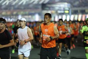 BIB: 205
                            <button type="button" onclick="openModal(14626917)" class="btn btn-primary btn-sm float-right btn-popup" data-toggle="modal" data-target=".modal-high-quality">
                        <i class="fas fa-shopping-cart"></i> Add to Cart
                    </button>
                                            <button type="button" onclick="isThisMe(14626917, true)" class="btn btn-success btn-sm float-right btn-popup btn-isme hidden" data-toggle="tooltip" data-placement="bottom" title="นี่คือรูปของคุณใช่ไหม คลิกที่นี่เพื่อเอาเข้าอัลบั้ม">
                        <i class="fas fa-plus"></i> Add to album
                    </button>
                    <button type="button" onclick="isThisMe(14626917, false)" class="btn btn-warning btn-sm float-right btn-popup btn-isnotme hidden">
                        <i class="fas fa-ban"></i> Remove from album
                    </button>