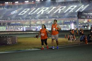 BIB: 
                            <button type="button" onclick="openModal(14562024)" class="btn btn-primary btn-sm float-right btn-popup" data-toggle="modal" data-target=".modal-high-quality">
                        <i class="fas fa-shopping-cart"></i> Add to Cart
                    </button>
                                            <button type="button" onclick="isThisMe(14562024, true)" class="btn btn-success btn-sm float-right btn-popup btn-isme hidden" data-toggle="tooltip" data-placement="bottom" title="นี่คือรูปของคุณใช่ไหม คลิกที่นี่เพื่อเอาเข้าอัลบั้ม">
                        <i class="fas fa-plus"></i> Add to album
                    </button>
                    <button type="button" onclick="isThisMe(14562024, false)" class="btn btn-warning btn-sm float-right btn-popup btn-isnotme hidden">
                        <i class="fas fa-ban"></i> Remove from album
                    </button>