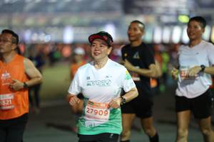 BIB: 521, 27909
                            <button type="button" onclick="openModal(14640153)" class="btn btn-primary btn-sm float-right btn-popup" data-toggle="modal" data-target=".modal-high-quality">
                        <i class="fas fa-shopping-cart"></i> Add to Cart
                    </button>
                                            <button type="button" onclick="isThisMe(14640153, true)" class="btn btn-success btn-sm float-right btn-popup btn-isme hidden" data-toggle="tooltip" data-placement="bottom" title="นี่คือรูปของคุณใช่ไหม คลิกที่นี่เพื่อเอาเข้าอัลบั้ม">
                        <i class="fas fa-plus"></i> Add to album
                    </button>
                    <button type="button" onclick="isThisMe(14640153, false)" class="btn btn-warning btn-sm float-right btn-popup btn-isnotme hidden">
                        <i class="fas fa-ban"></i> Remove from album
                    </button>