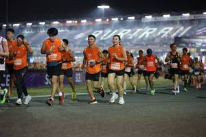 BIB: 21773, 3630, 488, 23699
                            <button type="button" onclick="openModal(14579263)" class="btn btn-primary btn-sm float-right btn-popup" data-toggle="modal" data-target=".modal-high-quality">
                        <i class="fas fa-shopping-cart"></i> Add to Cart
                    </button>
                                            <button type="button" onclick="isThisMe(14579263, true)" class="btn btn-success btn-sm float-right btn-popup btn-isme hidden" data-toggle="tooltip" data-placement="bottom" title="นี่คือรูปของคุณใช่ไหม คลิกที่นี่เพื่อเอาเข้าอัลบั้ม">
                        <i class="fas fa-plus"></i> Add to album
                    </button>
                    <button type="button" onclick="isThisMe(14579263, false)" class="btn btn-warning btn-sm float-right btn-popup btn-isnotme hidden">
                        <i class="fas fa-ban"></i> Remove from album
                    </button>