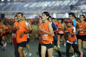 BIB: 259, 95190
                            <button type="button" onclick="openModal(14407888)" class="btn btn-primary btn-sm float-right btn-popup" data-toggle="modal" data-target=".modal-high-quality">
                        <i class="fas fa-shopping-cart"></i> Add to Cart
                    </button>
                                            <button type="button" onclick="isThisMe(14407888, true)" class="btn btn-success btn-sm float-right btn-popup btn-isme hidden" data-toggle="tooltip" data-placement="bottom" title="นี่คือรูปของคุณใช่ไหม คลิกที่นี่เพื่อเอาเข้าอัลบั้ม">
                        <i class="fas fa-plus"></i> Add to album
                    </button>
                    <button type="button" onclick="isThisMe(14407888, false)" class="btn btn-warning btn-sm float-right btn-popup btn-isnotme hidden">
                        <i class="fas fa-ban"></i> Remove from album
                    </button>