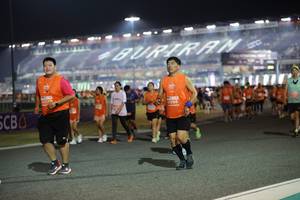 BIB: 21377, 21898
                            <button type="button" onclick="openModal(14532367)" class="btn btn-primary btn-sm float-right btn-popup" data-toggle="modal" data-target=".modal-high-quality">
                        <i class="fas fa-shopping-cart"></i> Add to Cart
                    </button>
                                            <button type="button" onclick="isThisMe(14532367, true)" class="btn btn-success btn-sm float-right btn-popup btn-isme hidden" data-toggle="tooltip" data-placement="bottom" title="นี่คือรูปของคุณใช่ไหม คลิกที่นี่เพื่อเอาเข้าอัลบั้ม">
                        <i class="fas fa-plus"></i> Add to album
                    </button>
                    <button type="button" onclick="isThisMe(14532367, false)" class="btn btn-warning btn-sm float-right btn-popup btn-isnotme hidden">
                        <i class="fas fa-ban"></i> Remove from album
                    </button>