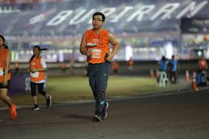 BIB: 230
                            <button type="button" onclick="openModal(14559912)" class="btn btn-primary btn-sm float-right btn-popup" data-toggle="modal" data-target=".modal-high-quality">
                        <i class="fas fa-shopping-cart"></i> Add to Cart
                    </button>
                                            <button type="button" onclick="isThisMe(14559912, true)" class="btn btn-success btn-sm float-right btn-popup btn-isme hidden" data-toggle="tooltip" data-placement="bottom" title="นี่คือรูปของคุณใช่ไหม คลิกที่นี่เพื่อเอาเข้าอัลบั้ม">
                        <i class="fas fa-plus"></i> Add to album
                    </button>
                    <button type="button" onclick="isThisMe(14559912, false)" class="btn btn-warning btn-sm float-right btn-popup btn-isnotme hidden">
                        <i class="fas fa-ban"></i> Remove from album
                    </button>