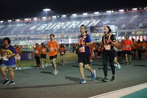 BIB: 9355, 1040, 290
                            <button type="button" onclick="openModal(14527953)" class="btn btn-primary btn-sm float-right btn-popup" data-toggle="modal" data-target=".modal-high-quality">
                        <i class="fas fa-shopping-cart"></i> Add to Cart
                    </button>
                                            <button type="button" onclick="isThisMe(14527953, true)" class="btn btn-success btn-sm float-right btn-popup btn-isme hidden" data-toggle="tooltip" data-placement="bottom" title="นี่คือรูปของคุณใช่ไหม คลิกที่นี่เพื่อเอาเข้าอัลบั้ม">
                        <i class="fas fa-plus"></i> Add to album
                    </button>
                    <button type="button" onclick="isThisMe(14527953, false)" class="btn btn-warning btn-sm float-right btn-popup btn-isnotme hidden">
                        <i class="fas fa-ban"></i> Remove from album
                    </button>