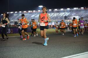 BIB: 22886
                            <button type="button" onclick="openModal(14595269)" class="btn btn-primary btn-sm float-right btn-popup" data-toggle="modal" data-target=".modal-high-quality">
                        <i class="fas fa-shopping-cart"></i> Add to Cart
                    </button>
                                            <button type="button" onclick="isThisMe(14595269, true)" class="btn btn-success btn-sm float-right btn-popup btn-isme hidden" data-toggle="tooltip" data-placement="bottom" title="นี่คือรูปของคุณใช่ไหม คลิกที่นี่เพื่อเอาเข้าอัลบั้ม">
                        <i class="fas fa-plus"></i> Add to album
                    </button>
                    <button type="button" onclick="isThisMe(14595269, false)" class="btn btn-warning btn-sm float-right btn-popup btn-isnotme hidden">
                        <i class="fas fa-ban"></i> Remove from album
                    </button>