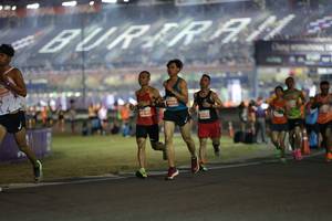 BIB: 614
                            <button type="button" onclick="openModal(14516972)" class="btn btn-primary btn-sm float-right btn-popup" data-toggle="modal" data-target=".modal-high-quality">
                        <i class="fas fa-shopping-cart"></i> Add to Cart
                    </button>
                                            <button type="button" onclick="isThisMe(14516972, true)" class="btn btn-success btn-sm float-right btn-popup btn-isme hidden" data-toggle="tooltip" data-placement="bottom" title="นี่คือรูปของคุณใช่ไหม คลิกที่นี่เพื่อเอาเข้าอัลบั้ม">
                        <i class="fas fa-plus"></i> Add to album
                    </button>
                    <button type="button" onclick="isThisMe(14516972, false)" class="btn btn-warning btn-sm float-right btn-popup btn-isnotme hidden">
                        <i class="fas fa-ban"></i> Remove from album
                    </button>