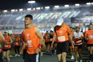 BIB: 28007, 30783, 241
                            <button type="button" onclick="openModal(14422052)" class="btn btn-primary btn-sm float-right btn-popup" data-toggle="modal" data-target=".modal-high-quality">
                        <i class="fas fa-shopping-cart"></i> Add to Cart
                    </button>
                                            <button type="button" onclick="isThisMe(14422052, true)" class="btn btn-success btn-sm float-right btn-popup btn-isme hidden" data-toggle="tooltip" data-placement="bottom" title="นี่คือรูปของคุณใช่ไหม คลิกที่นี่เพื่อเอาเข้าอัลบั้ม">
                        <i class="fas fa-plus"></i> Add to album
                    </button>
                    <button type="button" onclick="isThisMe(14422052, false)" class="btn btn-warning btn-sm float-right btn-popup btn-isnotme hidden">
                        <i class="fas fa-ban"></i> Remove from album
                    </button>