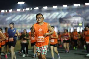 BIB: 26930
                            <button type="button" onclick="openModal(14467399)" class="btn btn-primary btn-sm float-right btn-popup" data-toggle="modal" data-target=".modal-high-quality">
                        <i class="fas fa-shopping-cart"></i> Add to Cart
                    </button>
                                            <button type="button" onclick="isThisMe(14467399, true)" class="btn btn-success btn-sm float-right btn-popup btn-isme hidden" data-toggle="tooltip" data-placement="bottom" title="นี่คือรูปของคุณใช่ไหม คลิกที่นี่เพื่อเอาเข้าอัลบั้ม">
                        <i class="fas fa-plus"></i> Add to album
                    </button>
                    <button type="button" onclick="isThisMe(14467399, false)" class="btn btn-warning btn-sm float-right btn-popup btn-isnotme hidden">
                        <i class="fas fa-ban"></i> Remove from album
                    </button>