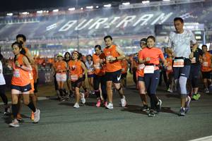 BIB: 73219, 73245
                            <button type="button" onclick="openModal(14483808)" class="btn btn-primary btn-sm float-right btn-popup" data-toggle="modal" data-target=".modal-high-quality">
                        <i class="fas fa-shopping-cart"></i> Add to Cart
                    </button>
                                            <button type="button" onclick="isThisMe(14483808, true)" class="btn btn-success btn-sm float-right btn-popup btn-isme hidden" data-toggle="tooltip" data-placement="bottom" title="นี่คือรูปของคุณใช่ไหม คลิกที่นี่เพื่อเอาเข้าอัลบั้ม">
                        <i class="fas fa-plus"></i> Add to album
                    </button>
                    <button type="button" onclick="isThisMe(14483808, false)" class="btn btn-warning btn-sm float-right btn-popup btn-isnotme hidden">
                        <i class="fas fa-ban"></i> Remove from album
                    </button>