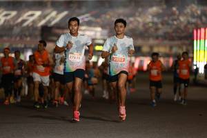 BIB: 25113, 27835
                            <button type="button" onclick="openModal(14255262)" class="btn btn-primary btn-sm float-right btn-popup" data-toggle="modal" data-target=".modal-high-quality">
                        <i class="fas fa-shopping-cart"></i> Add to Cart
                    </button>
                                            <button type="button" onclick="isThisMe(14255262, true)" class="btn btn-success btn-sm float-right btn-popup btn-isme hidden" data-toggle="tooltip" data-placement="bottom" title="นี่คือรูปของคุณใช่ไหม คลิกที่นี่เพื่อเอาเข้าอัลบั้ม">
                        <i class="fas fa-plus"></i> Add to album
                    </button>
                    <button type="button" onclick="isThisMe(14255262, false)" class="btn btn-warning btn-sm float-right btn-popup btn-isnotme hidden">
                        <i class="fas fa-ban"></i> Remove from album
                    </button>