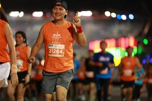 BIB: 21264
                            <button type="button" onclick="openModal(14329557)" class="btn btn-primary btn-sm float-right btn-popup" data-toggle="modal" data-target=".modal-high-quality">
                        <i class="fas fa-shopping-cart"></i> Add to Cart
                    </button>
                                            <button type="button" onclick="isThisMe(14329557, true)" class="btn btn-success btn-sm float-right btn-popup btn-isme hidden" data-toggle="tooltip" data-placement="bottom" title="นี่คือรูปของคุณใช่ไหม คลิกที่นี่เพื่อเอาเข้าอัลบั้ม">
                        <i class="fas fa-plus"></i> Add to album
                    </button>
                    <button type="button" onclick="isThisMe(14329557, false)" class="btn btn-warning btn-sm float-right btn-popup btn-isnotme hidden">
                        <i class="fas fa-ban"></i> Remove from album
                    </button>