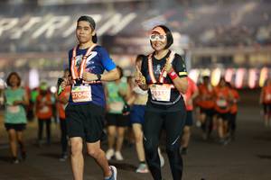 BIB: 27040, 29355
                            <button type="button" onclick="openModal(14345799)" class="btn btn-primary btn-sm float-right btn-popup" data-toggle="modal" data-target=".modal-high-quality">
                        <i class="fas fa-shopping-cart"></i> Add to Cart
                    </button>
                                            <button type="button" onclick="isThisMe(14345799, true)" class="btn btn-success btn-sm float-right btn-popup btn-isme hidden" data-toggle="tooltip" data-placement="bottom" title="นี่คือรูปของคุณใช่ไหม คลิกที่นี่เพื่อเอาเข้าอัลบั้ม">
                        <i class="fas fa-plus"></i> Add to album
                    </button>
                    <button type="button" onclick="isThisMe(14345799, false)" class="btn btn-warning btn-sm float-right btn-popup btn-isnotme hidden">
                        <i class="fas fa-ban"></i> Remove from album
                    </button>