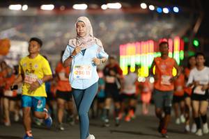 BIB: 298, 2030
                            <button type="button" onclick="openModal(14278843)" class="btn btn-primary btn-sm float-right btn-popup" data-toggle="modal" data-target=".modal-high-quality">
                        <i class="fas fa-shopping-cart"></i> Add to Cart
                    </button>
                                            <button type="button" onclick="isThisMe(14278843, true)" class="btn btn-success btn-sm float-right btn-popup btn-isme hidden" data-toggle="tooltip" data-placement="bottom" title="นี่คือรูปของคุณใช่ไหม คลิกที่นี่เพื่อเอาเข้าอัลบั้ม">
                        <i class="fas fa-plus"></i> Add to album
                    </button>
                    <button type="button" onclick="isThisMe(14278843, false)" class="btn btn-warning btn-sm float-right btn-popup btn-isnotme hidden">
                        <i class="fas fa-ban"></i> Remove from album
                    </button>