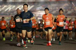 BIB: 2094, 202, 21682
                            <button type="button" onclick="openModal(14275075)" class="btn btn-primary btn-sm float-right btn-popup" data-toggle="modal" data-target=".modal-high-quality">
                        <i class="fas fa-shopping-cart"></i> Add to Cart
                    </button>
                                            <button type="button" onclick="isThisMe(14275075, true)" class="btn btn-success btn-sm float-right btn-popup btn-isme hidden" data-toggle="tooltip" data-placement="bottom" title="นี่คือรูปของคุณใช่ไหม คลิกที่นี่เพื่อเอาเข้าอัลบั้ม">
                        <i class="fas fa-plus"></i> Add to album
                    </button>
                    <button type="button" onclick="isThisMe(14275075, false)" class="btn btn-warning btn-sm float-right btn-popup btn-isnotme hidden">
                        <i class="fas fa-ban"></i> Remove from album
                    </button>