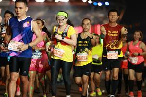 BIB: 2312, 25107, 22368, 7563, 27197
                            <button type="button" onclick="openModal(14310925)" class="btn btn-primary btn-sm float-right btn-popup" data-toggle="modal" data-target=".modal-high-quality">
                        <i class="fas fa-shopping-cart"></i> Add to Cart
                    </button>
                                            <button type="button" onclick="isThisMe(14310925, true)" class="btn btn-success btn-sm float-right btn-popup btn-isme hidden" data-toggle="tooltip" data-placement="bottom" title="นี่คือรูปของคุณใช่ไหม คลิกที่นี่เพื่อเอาเข้าอัลบั้ม">
                        <i class="fas fa-plus"></i> Add to album
                    </button>
                    <button type="button" onclick="isThisMe(14310925, false)" class="btn btn-warning btn-sm float-right btn-popup btn-isnotme hidden">
                        <i class="fas fa-ban"></i> Remove from album
                    </button>