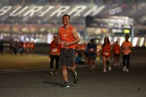 BIB: 1371
                            <button type="button" onclick="openModal(14360333)" class="btn btn-primary btn-sm float-right btn-popup" data-toggle="modal" data-target=".modal-high-quality">
                        <i class="fas fa-shopping-cart"></i> Add to Cart
                    </button>
                                            <button type="button" onclick="isThisMe(14360333, true)" class="btn btn-success btn-sm float-right btn-popup btn-isme hidden" data-toggle="tooltip" data-placement="bottom" title="นี่คือรูปของคุณใช่ไหม คลิกที่นี่เพื่อเอาเข้าอัลบั้ม">
                        <i class="fas fa-plus"></i> Add to album
                    </button>
                    <button type="button" onclick="isThisMe(14360333, false)" class="btn btn-warning btn-sm float-right btn-popup btn-isnotme hidden">
                        <i class="fas fa-ban"></i> Remove from album
                    </button>