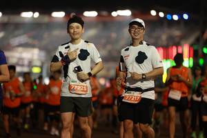 BIB: 77225, 77217
                            <button type="button" onclick="openModal(14315874)" class="btn btn-primary btn-sm float-right btn-popup" data-toggle="modal" data-target=".modal-high-quality">
                        <i class="fas fa-shopping-cart"></i> Add to Cart
                    </button>
                                            <button type="button" onclick="isThisMe(14315874, true)" class="btn btn-success btn-sm float-right btn-popup btn-isme hidden" data-toggle="tooltip" data-placement="bottom" title="นี่คือรูปของคุณใช่ไหม คลิกที่นี่เพื่อเอาเข้าอัลบั้ม">
                        <i class="fas fa-plus"></i> Add to album
                    </button>
                    <button type="button" onclick="isThisMe(14315874, false)" class="btn btn-warning btn-sm float-right btn-popup btn-isnotme hidden">
                        <i class="fas fa-ban"></i> Remove from album
                    </button>