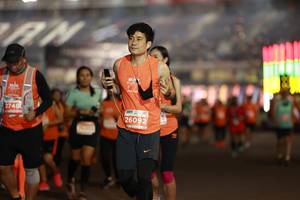 BIB: 2748, 26092
                            <button type="button" onclick="openModal(14346276)" class="btn btn-primary btn-sm float-right btn-popup" data-toggle="modal" data-target=".modal-high-quality">
                        <i class="fas fa-shopping-cart"></i> Add to Cart
                    </button>
                                            <button type="button" onclick="isThisMe(14346276, true)" class="btn btn-success btn-sm float-right btn-popup btn-isme hidden" data-toggle="tooltip" data-placement="bottom" title="นี่คือรูปของคุณใช่ไหม คลิกที่นี่เพื่อเอาเข้าอัลบั้ม">
                        <i class="fas fa-plus"></i> Add to album
                    </button>
                    <button type="button" onclick="isThisMe(14346276, false)" class="btn btn-warning btn-sm float-right btn-popup btn-isnotme hidden">
                        <i class="fas fa-ban"></i> Remove from album
                    </button>