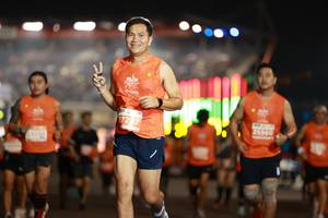 BIB: 272, 26960
                            <button type="button" onclick="openModal(14289177)" class="btn btn-primary btn-sm float-right btn-popup" data-toggle="modal" data-target=".modal-high-quality">
                        <i class="fas fa-shopping-cart"></i> Add to Cart
                    </button>
                                            <button type="button" onclick="isThisMe(14289177, true)" class="btn btn-success btn-sm float-right btn-popup btn-isme hidden" data-toggle="tooltip" data-placement="bottom" title="นี่คือรูปของคุณใช่ไหม คลิกที่นี่เพื่อเอาเข้าอัลบั้ม">
                        <i class="fas fa-plus"></i> Add to album
                    </button>
                    <button type="button" onclick="isThisMe(14289177, false)" class="btn btn-warning btn-sm float-right btn-popup btn-isnotme hidden">
                        <i class="fas fa-ban"></i> Remove from album
                    </button>