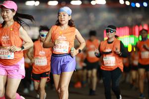 BIB: 021, 29345, 23195, 23695, 270
                            <button type="button" onclick="openModal(14305394)" class="btn btn-primary btn-sm float-right btn-popup" data-toggle="modal" data-target=".modal-high-quality">
                        <i class="fas fa-shopping-cart"></i> Add to Cart
                    </button>
                                            <button type="button" onclick="isThisMe(14305394, true)" class="btn btn-success btn-sm float-right btn-popup btn-isme hidden" data-toggle="tooltip" data-placement="bottom" title="นี่คือรูปของคุณใช่ไหม คลิกที่นี่เพื่อเอาเข้าอัลบั้ม">
                        <i class="fas fa-plus"></i> Add to album
                    </button>
                    <button type="button" onclick="isThisMe(14305394, false)" class="btn btn-warning btn-sm float-right btn-popup btn-isnotme hidden">
                        <i class="fas fa-ban"></i> Remove from album
                    </button>