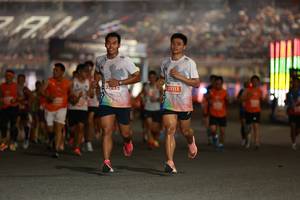 BIB: 27835, 25113
                            <button type="button" onclick="openModal(14255247)" class="btn btn-primary btn-sm float-right btn-popup" data-toggle="modal" data-target=".modal-high-quality">
                        <i class="fas fa-shopping-cart"></i> Add to Cart
                    </button>
                                            <button type="button" onclick="isThisMe(14255247, true)" class="btn btn-success btn-sm float-right btn-popup btn-isme hidden" data-toggle="tooltip" data-placement="bottom" title="นี่คือรูปของคุณใช่ไหม คลิกที่นี่เพื่อเอาเข้าอัลบั้ม">
                        <i class="fas fa-plus"></i> Add to album
                    </button>
                    <button type="button" onclick="isThisMe(14255247, false)" class="btn btn-warning btn-sm float-right btn-popup btn-isnotme hidden">
                        <i class="fas fa-ban"></i> Remove from album
                    </button>