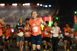 BIB: 26318
                            <button type="button" onclick="openModal(14298716)" class="btn btn-primary btn-sm float-right btn-popup" data-toggle="modal" data-target=".modal-high-quality">
                        <i class="fas fa-shopping-cart"></i> Add to Cart
                    </button>
                                            <button type="button" onclick="isThisMe(14298716, true)" class="btn btn-success btn-sm float-right btn-popup btn-isme hidden" data-toggle="tooltip" data-placement="bottom" title="นี่คือรูปของคุณใช่ไหม คลิกที่นี่เพื่อเอาเข้าอัลบั้ม">
                        <i class="fas fa-plus"></i> Add to album
                    </button>
                    <button type="button" onclick="isThisMe(14298716, false)" class="btn btn-warning btn-sm float-right btn-popup btn-isnotme hidden">
                        <i class="fas fa-ban"></i> Remove from album
                    </button>