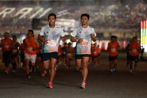 BIB: 5113, 27835
                            <button type="button" onclick="openModal(14255279)" class="btn btn-primary btn-sm float-right btn-popup" data-toggle="modal" data-target=".modal-high-quality">
                        <i class="fas fa-shopping-cart"></i> Add to Cart
                    </button>
                                            <button type="button" onclick="isThisMe(14255279, true)" class="btn btn-success btn-sm float-right btn-popup btn-isme hidden" data-toggle="tooltip" data-placement="bottom" title="นี่คือรูปของคุณใช่ไหม คลิกที่นี่เพื่อเอาเข้าอัลบั้ม">
                        <i class="fas fa-plus"></i> Add to album
                    </button>
                    <button type="button" onclick="isThisMe(14255279, false)" class="btn btn-warning btn-sm float-right btn-popup btn-isnotme hidden">
                        <i class="fas fa-ban"></i> Remove from album
                    </button>