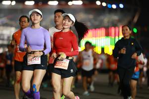 BIB: 28143, 21756
                            <button type="button" onclick="openModal(14298417)" class="btn btn-primary btn-sm float-right btn-popup" data-toggle="modal" data-target=".modal-high-quality">
                        <i class="fas fa-shopping-cart"></i> Add to Cart
                    </button>
                                            <button type="button" onclick="isThisMe(14298417, true)" class="btn btn-success btn-sm float-right btn-popup btn-isme hidden" data-toggle="tooltip" data-placement="bottom" title="นี่คือรูปของคุณใช่ไหม คลิกที่นี่เพื่อเอาเข้าอัลบั้ม">
                        <i class="fas fa-plus"></i> Add to album
                    </button>
                    <button type="button" onclick="isThisMe(14298417, false)" class="btn btn-warning btn-sm float-right btn-popup btn-isnotme hidden">
                        <i class="fas fa-ban"></i> Remove from album
                    </button>