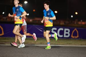 BIB: 26573
                            <button type="button" onclick="openModal(14240639)" class="btn btn-primary btn-sm float-right btn-popup" data-toggle="modal" data-target=".modal-high-quality">
                        <i class="fas fa-shopping-cart"></i> Add to Cart
                    </button>
                                            <button type="button" onclick="isThisMe(14240639, true)" class="btn btn-success btn-sm float-right btn-popup btn-isme hidden" data-toggle="tooltip" data-placement="bottom" title="นี่คือรูปของคุณใช่ไหม คลิกที่นี่เพื่อเอาเข้าอัลบั้ม">
                        <i class="fas fa-plus"></i> Add to album
                    </button>
                    <button type="button" onclick="isThisMe(14240639, false)" class="btn btn-warning btn-sm float-right btn-popup btn-isnotme hidden">
                        <i class="fas fa-ban"></i> Remove from album
                    </button>