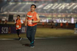 BIB: 9123
                            <button type="button" onclick="openModal(14362413)" class="btn btn-primary btn-sm float-right btn-popup" data-toggle="modal" data-target=".modal-high-quality">
                        <i class="fas fa-shopping-cart"></i> Add to Cart
                    </button>
                                            <button type="button" onclick="isThisMe(14362413, true)" class="btn btn-success btn-sm float-right btn-popup btn-isme hidden" data-toggle="tooltip" data-placement="bottom" title="นี่คือรูปของคุณใช่ไหม คลิกที่นี่เพื่อเอาเข้าอัลบั้ม">
                        <i class="fas fa-plus"></i> Add to album
                    </button>
                    <button type="button" onclick="isThisMe(14362413, false)" class="btn btn-warning btn-sm float-right btn-popup btn-isnotme hidden">
                        <i class="fas fa-ban"></i> Remove from album
                    </button>