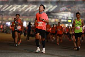 BIB: 21712, 2219
                            <button type="button" onclick="openModal(14264108)" class="btn btn-primary btn-sm float-right btn-popup" data-toggle="modal" data-target=".modal-high-quality">
                        <i class="fas fa-shopping-cart"></i> Add to Cart
                    </button>
                                            <button type="button" onclick="isThisMe(14264108, true)" class="btn btn-success btn-sm float-right btn-popup btn-isme hidden" data-toggle="tooltip" data-placement="bottom" title="นี่คือรูปของคุณใช่ไหม คลิกที่นี่เพื่อเอาเข้าอัลบั้ม">
                        <i class="fas fa-plus"></i> Add to album
                    </button>
                    <button type="button" onclick="isThisMe(14264108, false)" class="btn btn-warning btn-sm float-right btn-popup btn-isnotme hidden">
                        <i class="fas fa-ban"></i> Remove from album
                    </button>