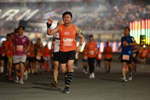 BIB: 21113
                            <button type="button" onclick="openModal(14271443)" class="btn btn-primary btn-sm float-right btn-popup" data-toggle="modal" data-target=".modal-high-quality">
                        <i class="fas fa-shopping-cart"></i> Add to Cart
                    </button>
                                            <button type="button" onclick="isThisMe(14271443, true)" class="btn btn-success btn-sm float-right btn-popup btn-isme hidden" data-toggle="tooltip" data-placement="bottom" title="นี่คือรูปของคุณใช่ไหม คลิกที่นี่เพื่อเอาเข้าอัลบั้ม">
                        <i class="fas fa-plus"></i> Add to album
                    </button>
                    <button type="button" onclick="isThisMe(14271443, false)" class="btn btn-warning btn-sm float-right btn-popup btn-isnotme hidden">
                        <i class="fas fa-ban"></i> Remove from album
                    </button>